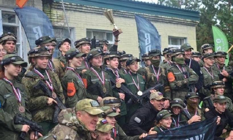 «Время героев»: свыше 8 тысяч подростков стали участниками летних региональных сборов «Время героев»: свыше 8 тысяч подростков стали участниками летних региональных сборов