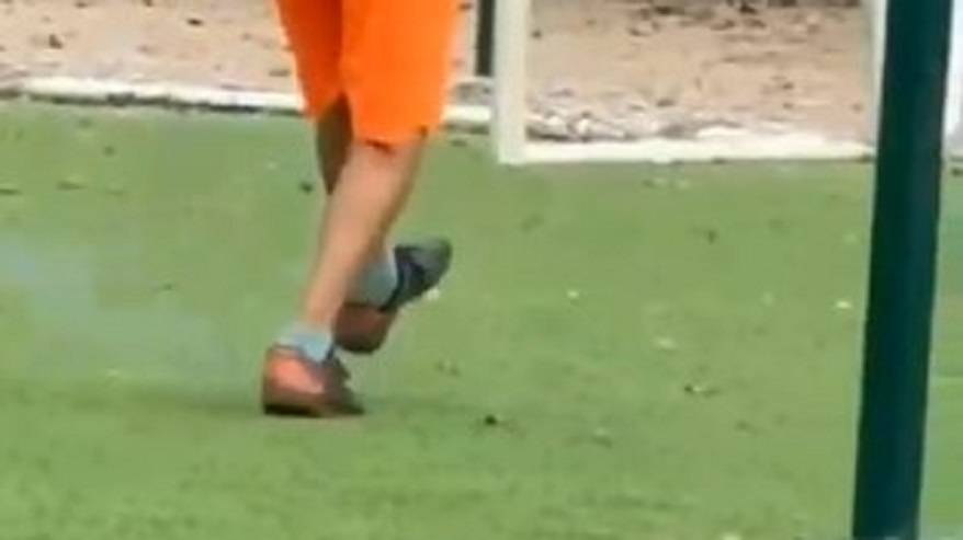 «Сейчас яжмамки возбудятся»: Развлечение подростков вызвало гнев у очевидцев «Сейчас яжмамки возбудятся»: Развлечение подростков вызвало гнев у очевидцев