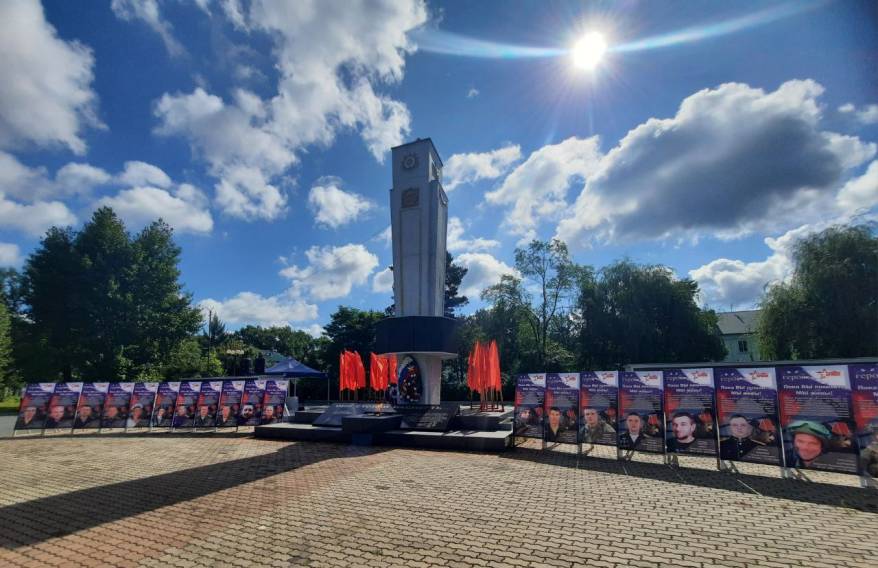 В Арсеньеве и Кавалерово провели торжественные митинги ко Дню окончания Второй мировой войны В Арсеньеве и Кавалерово провели торжественные митинги ко Дню окончания Второй мировой войны