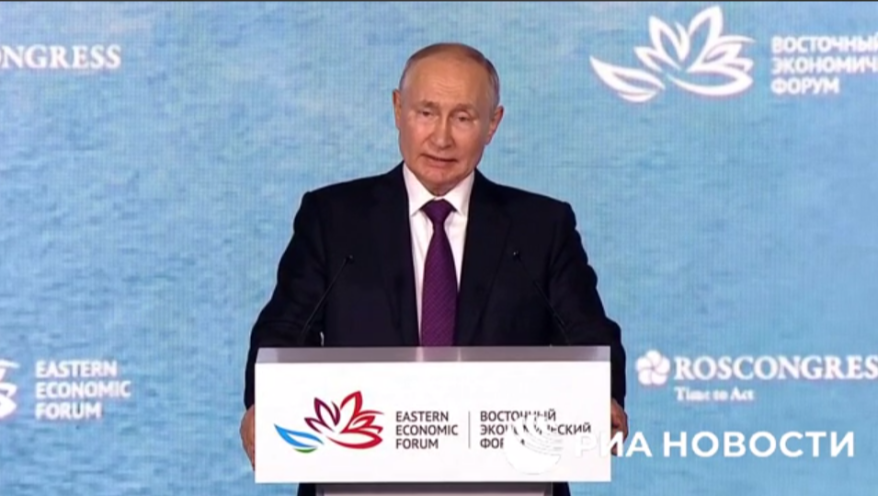 Затормозить развитие Китая не удастся, Запад опоздал - Путин