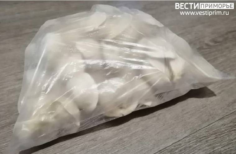 Изъять из оборота: пельмени с плесенью оказались на прилавках магазинов в Приморье
