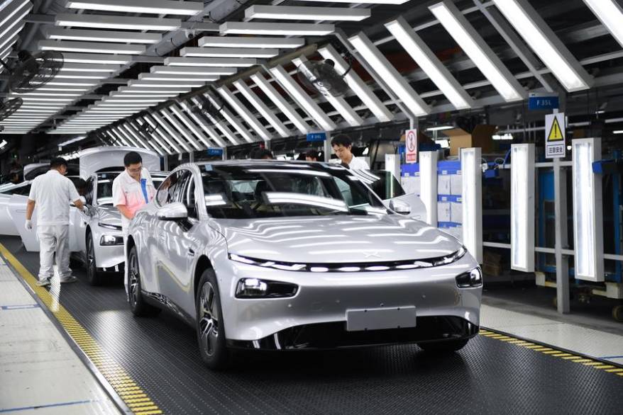 В Китае зарегистрировано 18,21 млн автомобилей на NEV – новых источниках энергии В Китае зарегистрировано 18,21 млн автомобилей на NEV – новых источниках энергии