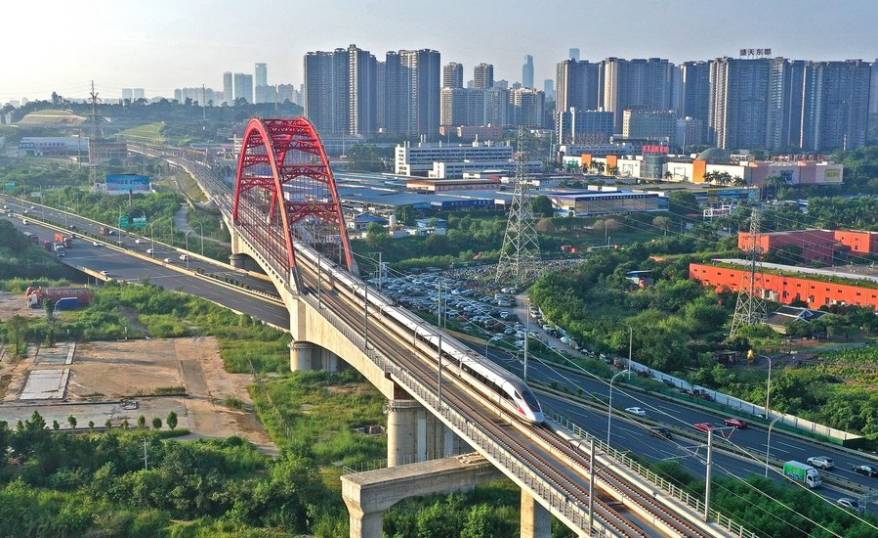 В 2023 году Китай построит 3 тыс. км железных дорог, в основном высокоскоростных