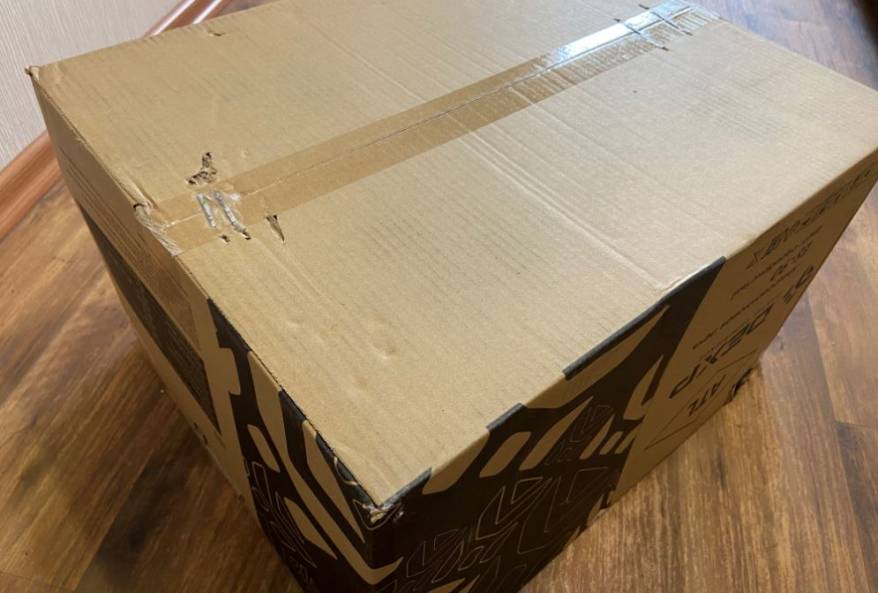 "Плачущую" коробку обнаружил житель Приморья в безлюдном месте