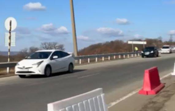 "Поехали": На Кипарисовском путепроводе запустили пролет, который ремонтировали больше года