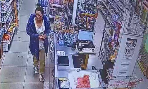 "Аленку знают все": приморская знаменитость попала на видео за нехорошим занятием