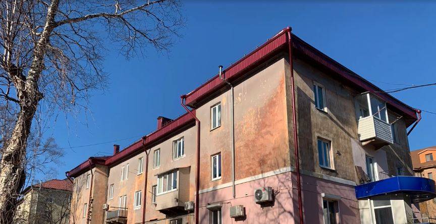 Ядовитые пары в подвале жилого дома вынудили жильцов бежать из своей квартиры в Приморье Ядовитые пары в подвале жилого дома вынудили жильцов бежать из своей квартиры в Приморье