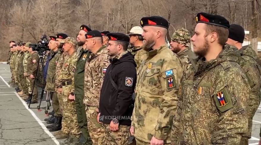 Более 40 бойцов добровольческого отряда "Тигр" удостоены высоких наград