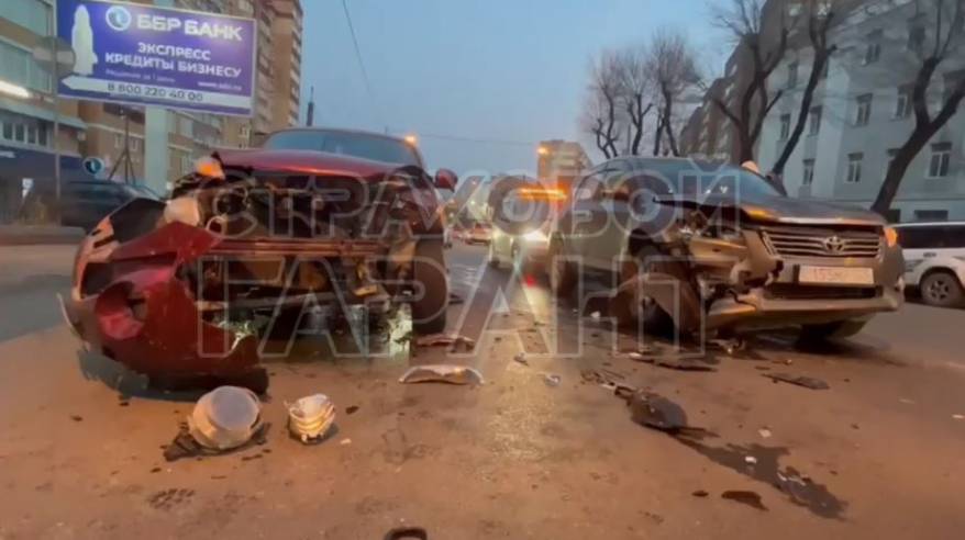 Картина жуткая: серьезное ДТП во Владивостоке