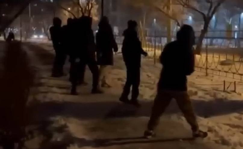 Обстреливали из темноты: Малолетние «бандиты терроризируют» автомобилистов