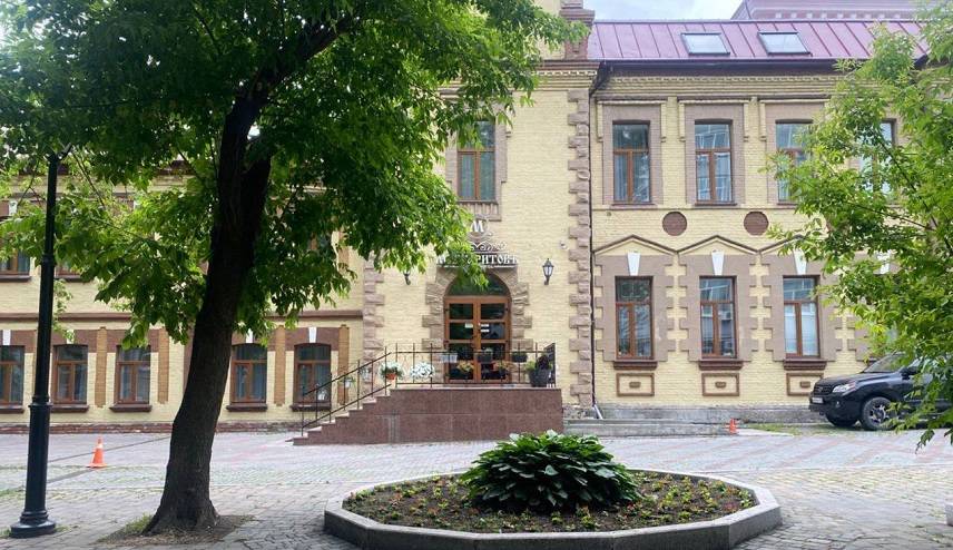 За изменение фасада здания с историей придется «раскошелиться» За изменение фасада здания с историей придется «раскошелиться»