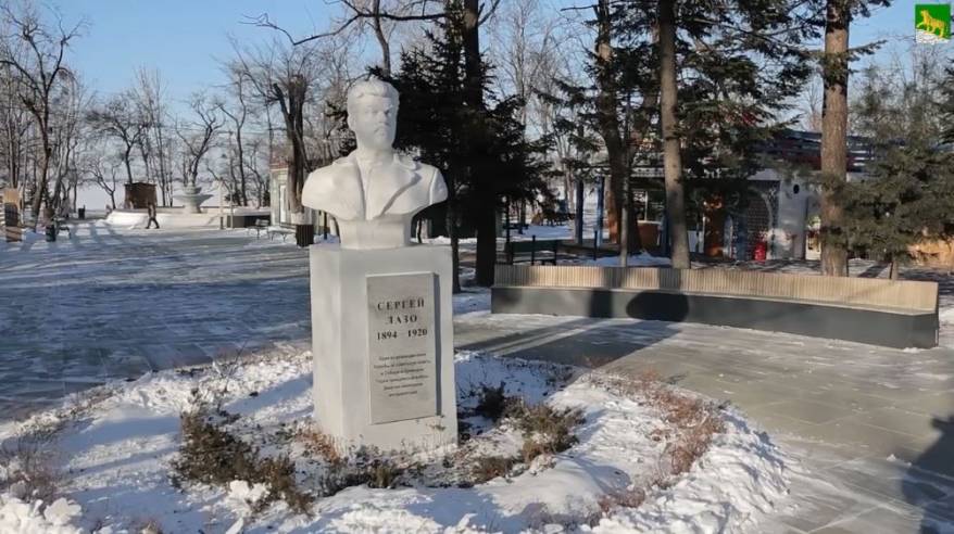 Елка, каток, горка: владивостокцам готовят место для новогодних развлечений