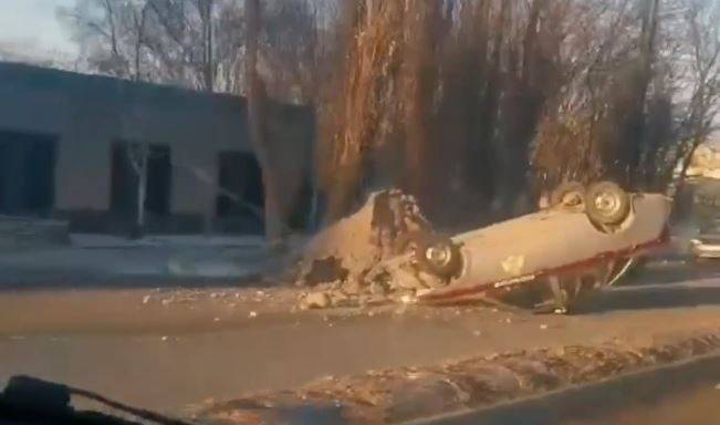 Автомобиль Росгвардии перевернулся в Приморье