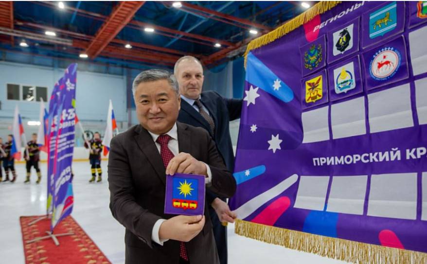 Герб Артема появился на флаге первых международных зимних игр «Дети Приморья» Герб Артема появился на флаге первых международных зимних игр «Дети Приморья»