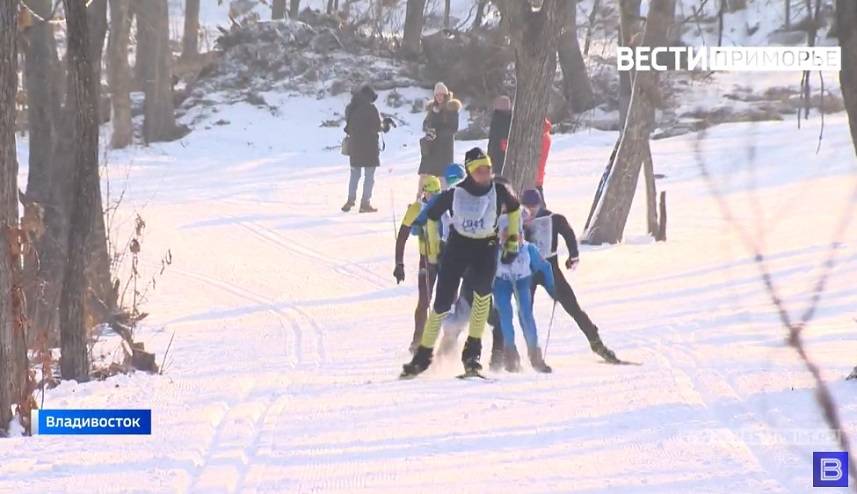 Лыжная трасса на острове Русский закрыта Лыжная трасса на острове Русский закрыта