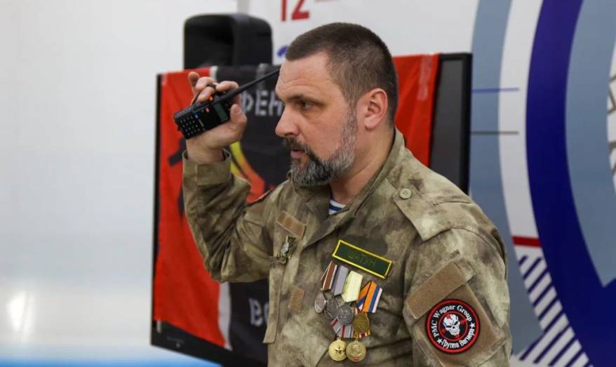 В Штабе общественной поддержки научили крепко держать АКМ и соблюдать этику радиосвязи в бою