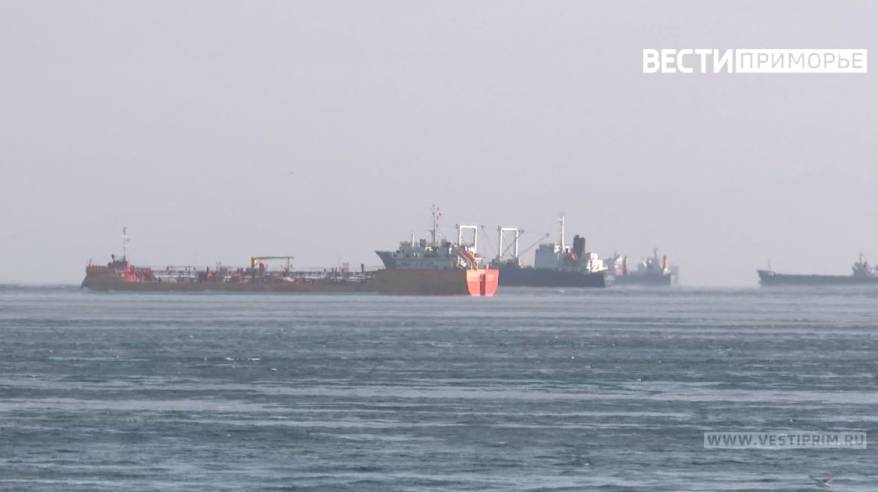 Застрявших в порту Мозамбика российских моряков удалось освободить