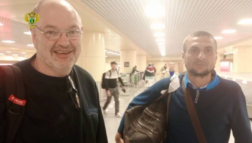 Застрявший в Мозамбике моряк из Приморья вернулся на родину Застрявший в Мозамбике моряк из Приморья вернулся на родину