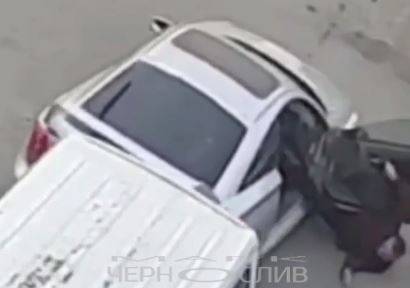 Автомобиль "взбесился": экшен-ДТП устроил водитель в Уссурийске