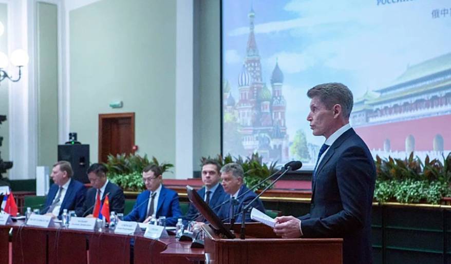 О новом туристическом стандарте «Чайна френдли» доложил приморский губернатор в Москве