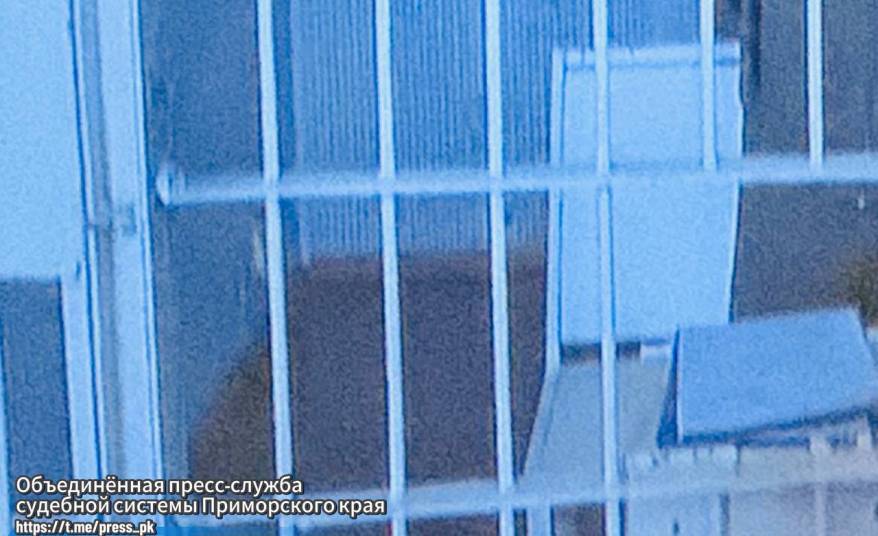 Экс-директор Приморского краевого центра народной культуры попытался покинуть СИЗО Экс-директор Приморского краевого центра народной культуры попытался покинуть СИЗО