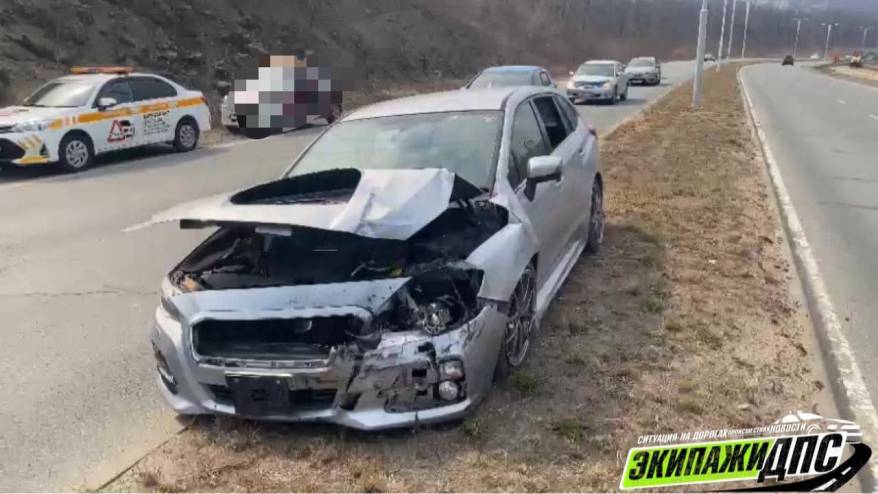 "Пошел на таран": серьезное ДТП случилось на Русском острове "Пошел на таран": серьезное ДТП случилось на Русском острове