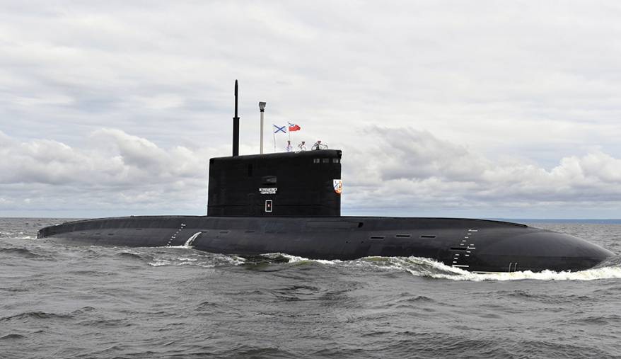 Подводная лодка «Магадан» ТОФ выполнила глубоководное погружение на 240 метров Подводная лодка «Магадан» ТОФ выполнила глубоководное погружение на 240 метров