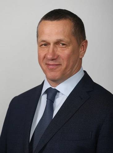 Юрий Трутнев поздравил ветеранов, жителей Дальнего Востока с Днем Победы