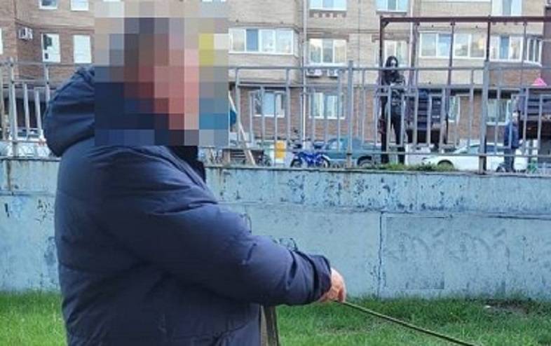 «Собака не виновата, что у нее такой хозяин»: ситуация на площадке возмутила горожан