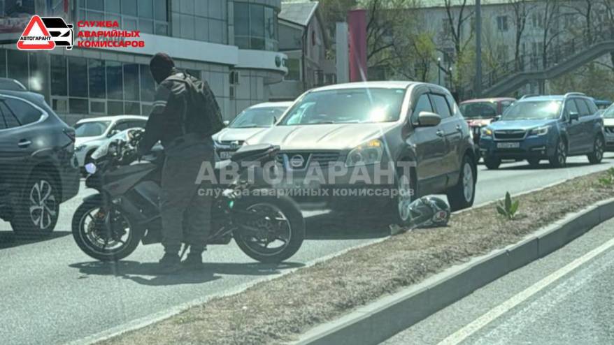 Многокилометровая пробка образовалась во Владивостоке из-за ДТП