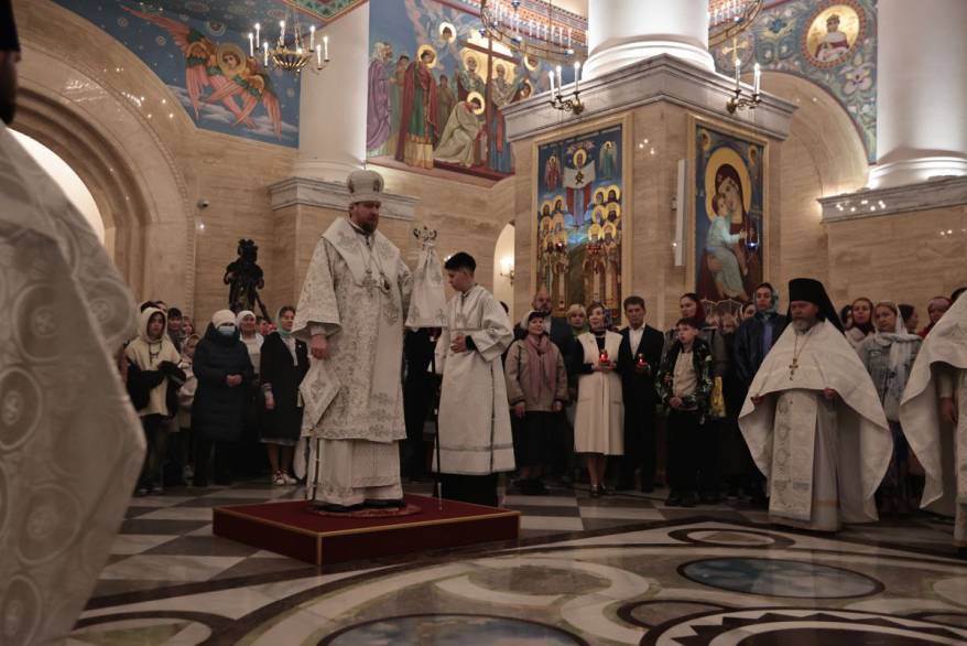 Светлое Христово Воскресение отмечают во Владивостоке Светлое Христово Воскресение отмечают во Владивостоке