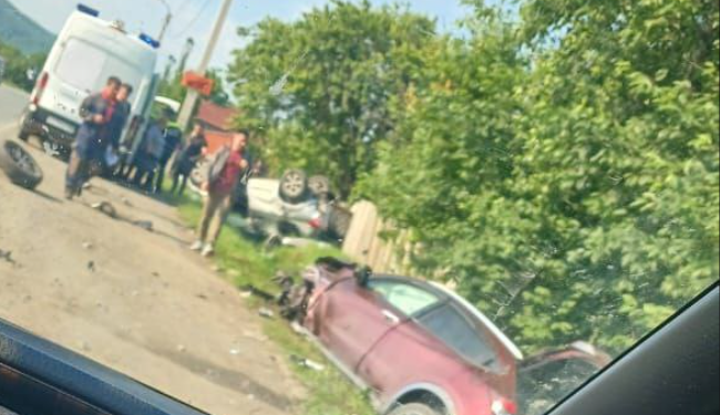 Три авто в кювете: страшное ДТП случилось в Приморье Три авто в кювете: страшное ДТП случилось в Приморье