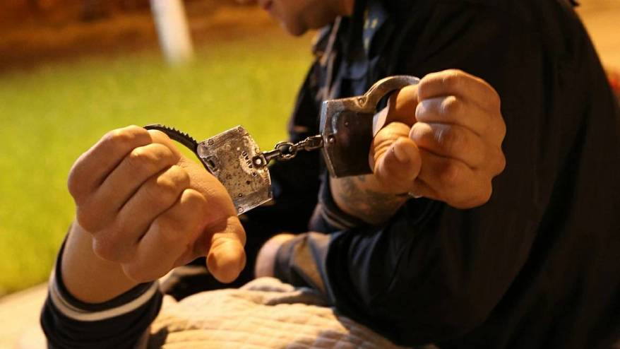 Во Владивостоке задержаны пятеро иностранцев по подозрению в совершении тяжкого преступления Во Владивостоке задержаны пятеро иностранцев по подозрению в совершении тяжкого преступления