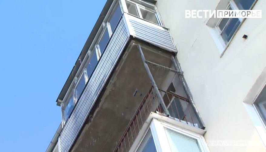 Житель Владивостока останется без балкона Житель Владивостока останется без балкона