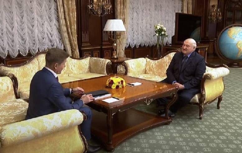Александр Лукашенко напомнил Олегу Кожемяко о важном Александр Лукашенко напомнил Олегу Кожемяко о важном