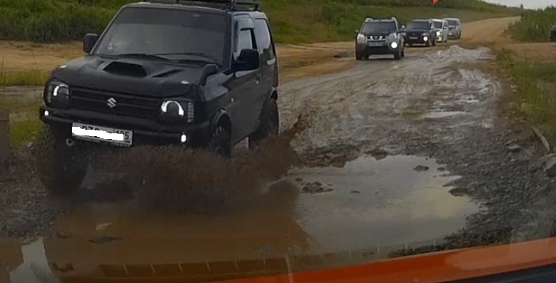 "Откровенное свинство": поступок автолюбителя вызвал возмущение у приморцев