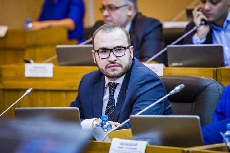 Изъять в доход государства квартиру зампредседателя Заксобрания Приморья хочет прокуратура Изъять в доход государства квартиру зампредседателя Заксобрания Приморья хочет прокуратура