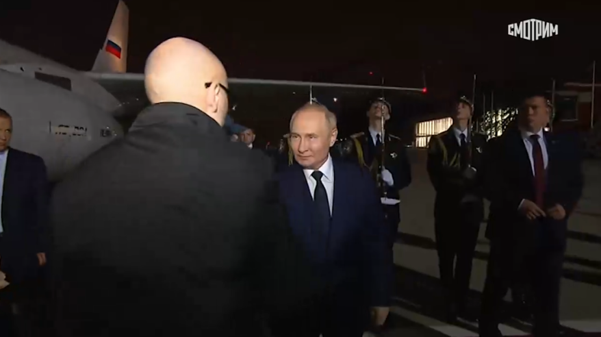 Владимир Путин лично встречал в аэропорту Романа Селезнева, вернувшегося из США