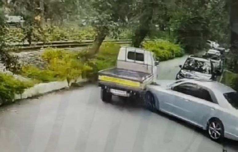 Автоподстава на дороге Владивостока попала на видео