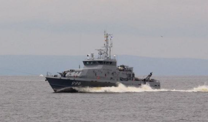 Противодиверсионные катера патрулируют бухты в местах базирования кораблей ТОФ в Приморье