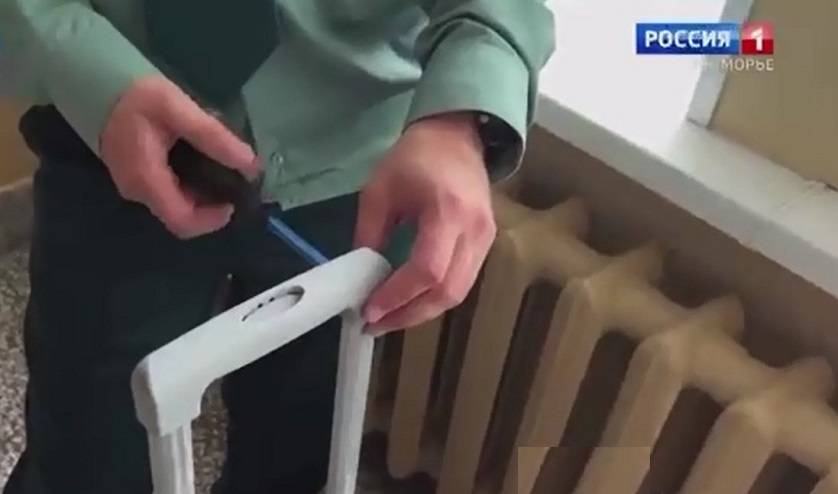 Опасный груз обнаружили таможенники в багаже гражданина Китая