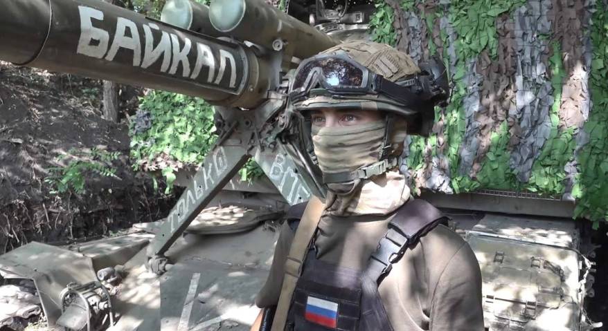 Дальневотсочные САУ результативно бьют врага на фронте Дальневотсочные САУ результативно бьют врага на фронте