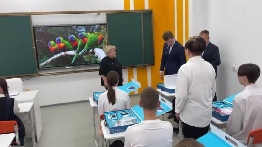 Школу, пострадавшую от наводнения в Дальнереченске, восстановили рекордными темпами Школу, пострадавшую от наводнения в Дальнереченске, восстановили рекордными темпами