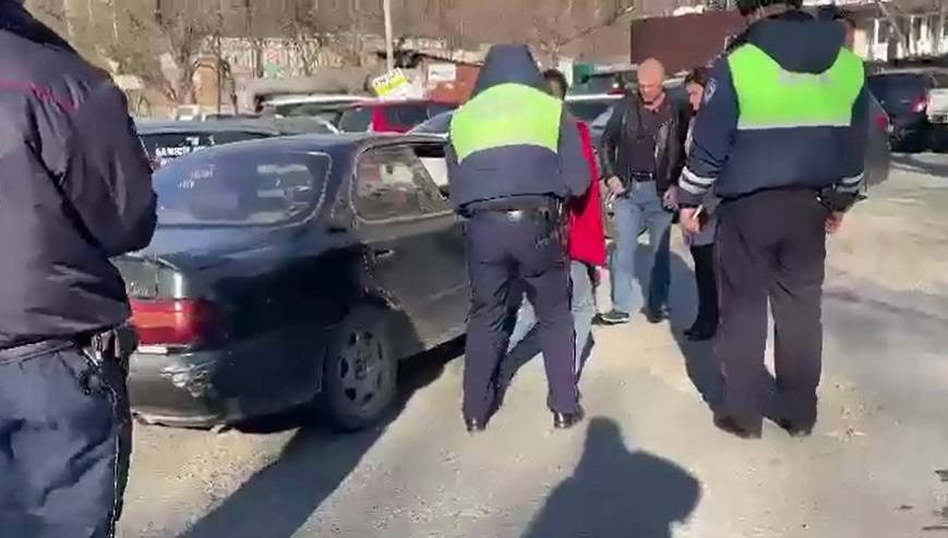 Операцию по задержанию провели полицейские во Владивостоке Операцию по задержанию провели полицейские во Владивостоке