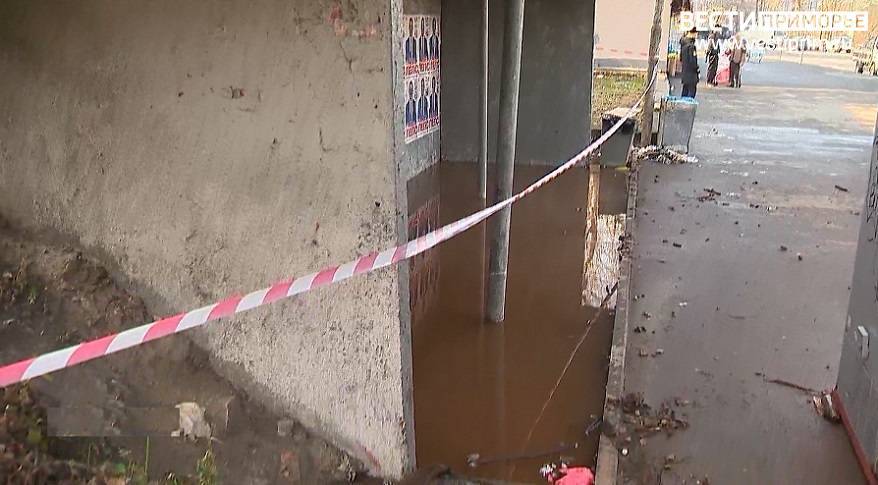 Упала в кипяток: новые, уже трагические, подробности происшествия во Владивостоке Упала в кипяток: новые, уже трагические, подробности происшествия во Владивостоке