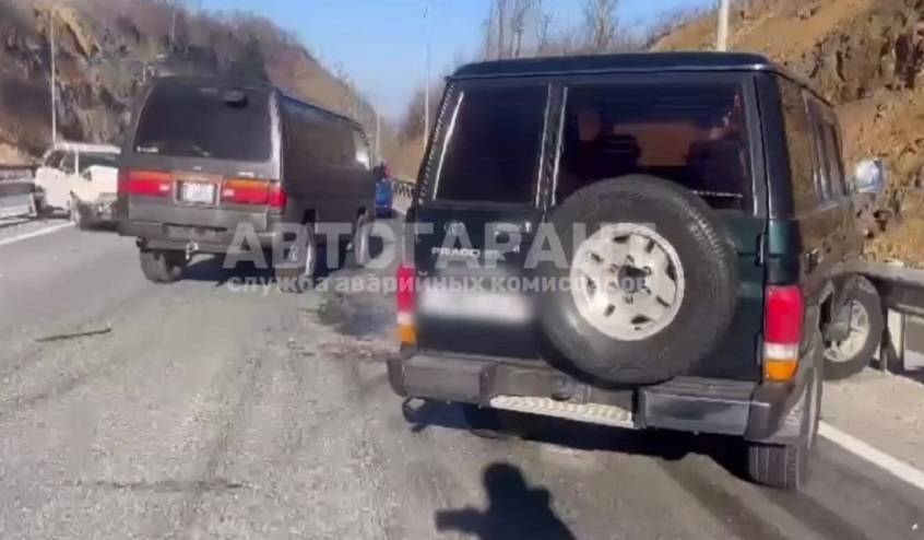 Массовая авария на объездной трассе Седанка — Патрокл: движение частично заблокировано Массовая авария на объездной трассе Седанка — Патрокл: движение частично заблокировано