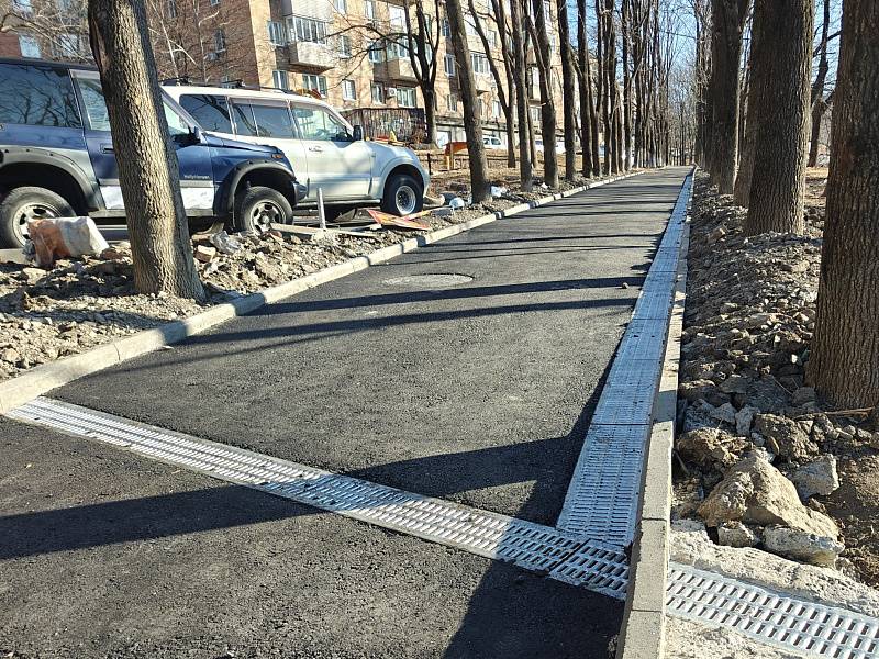 Что сделал подрядчик на аллее по Адмирала Юмашева?