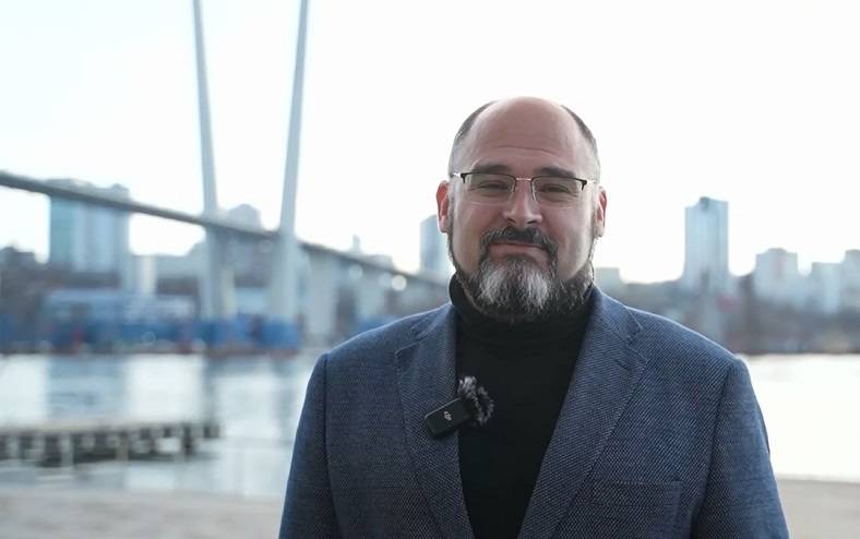 Мэр Владивостока призвал проголосовать за Хабаровск (видео)