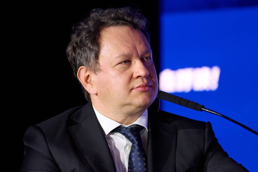 ВТБ анонсирует внедрение ассистентов ИИ для помощи вкладчикам
