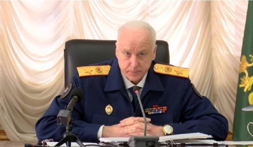 Александр Бастрыкин затребовал доклад по делу о травмировании детей на горке во Владивостоке Александр Бастрыкин затребовал доклад по делу о травмировании детей на горке во Владивостоке